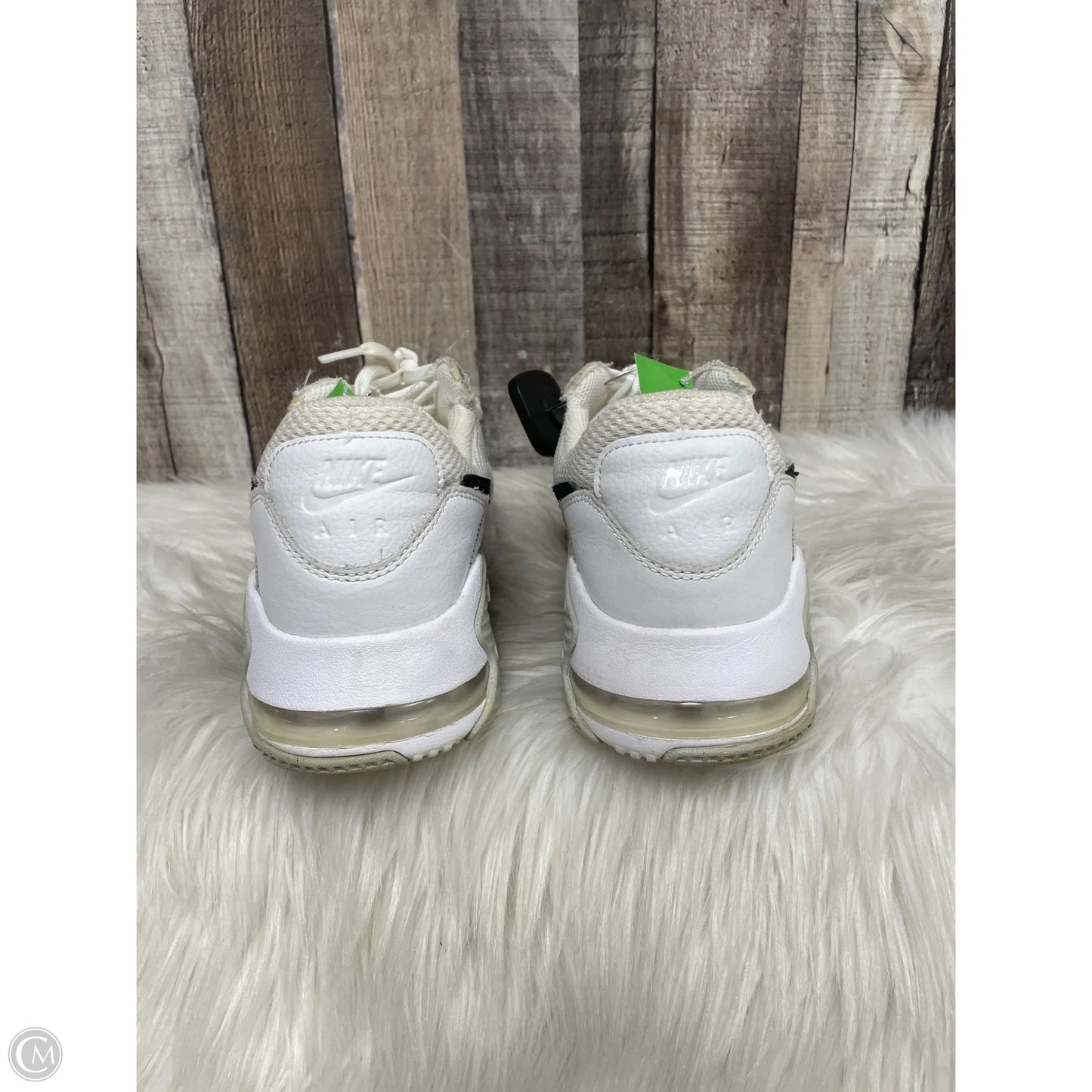 Shoes Athletic By Nike In White, Size: 9