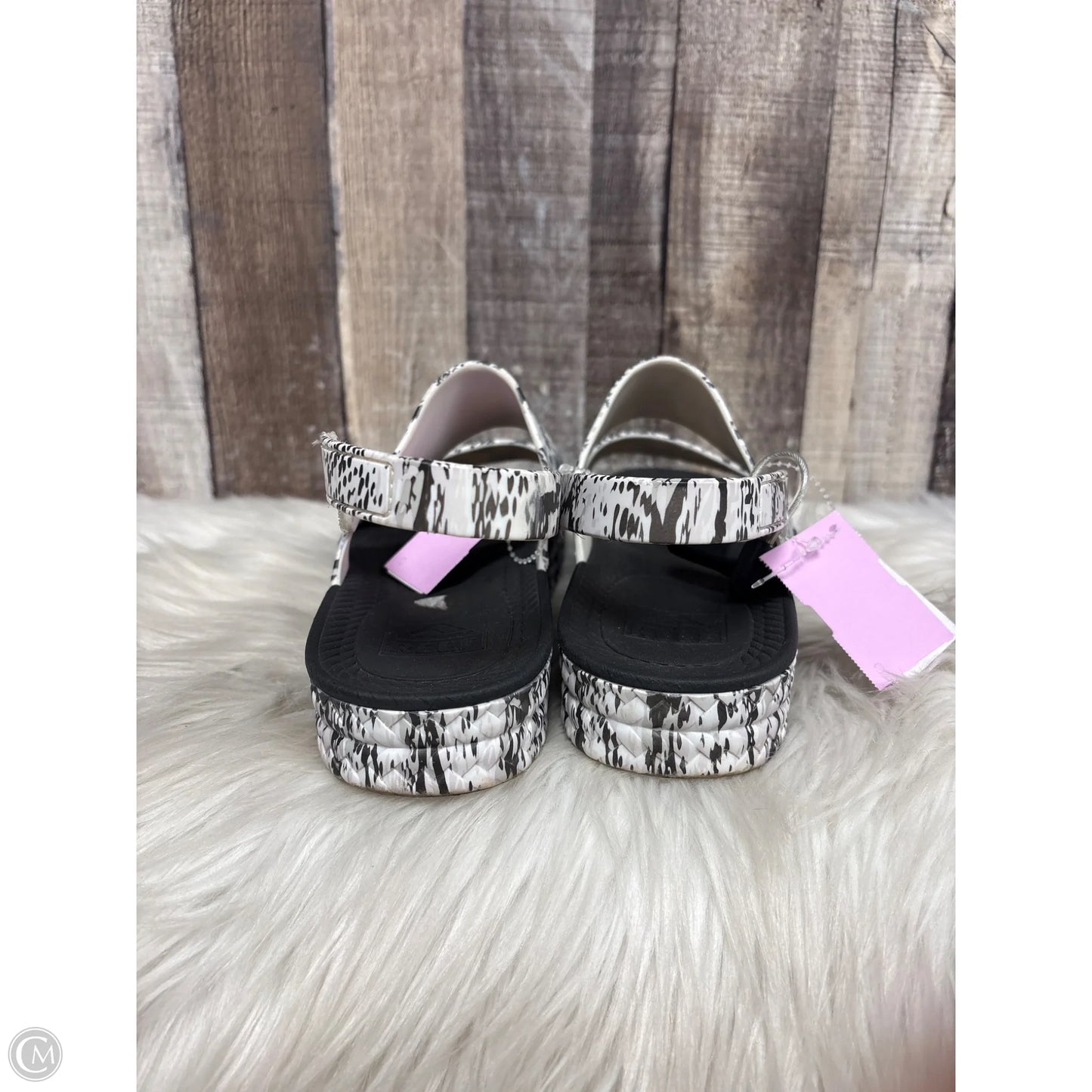 Sandals Flats By Reef In Snakeskin Print, Size: 10