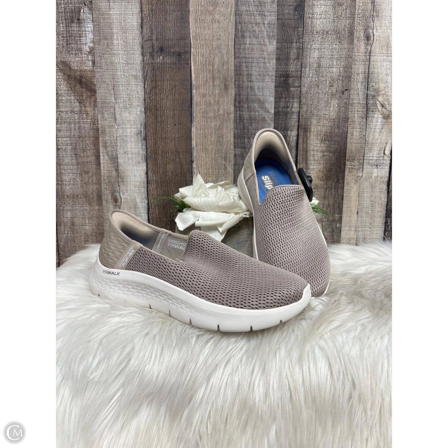 Shoes Athletic By Skechers In Taupe, Size: 7.5