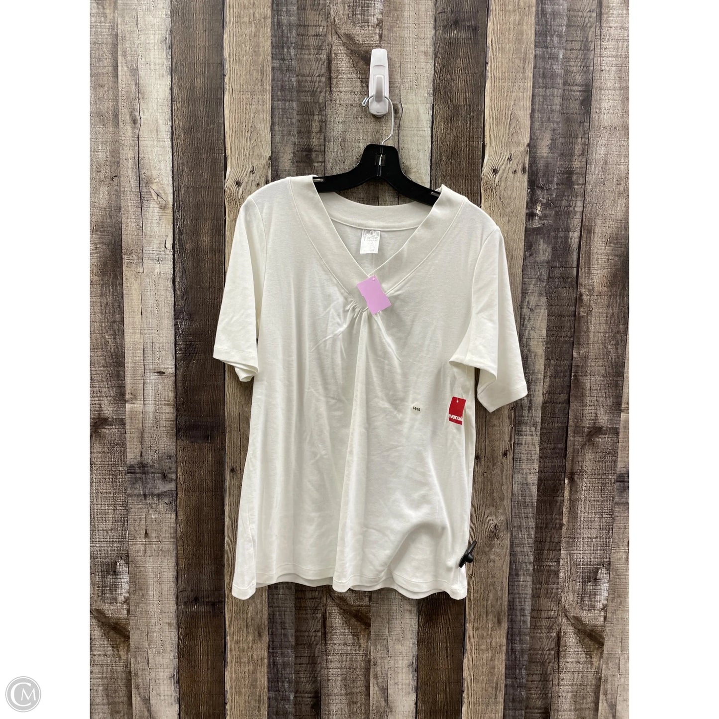 Top Short Sleeve By Cme In White, Size: L