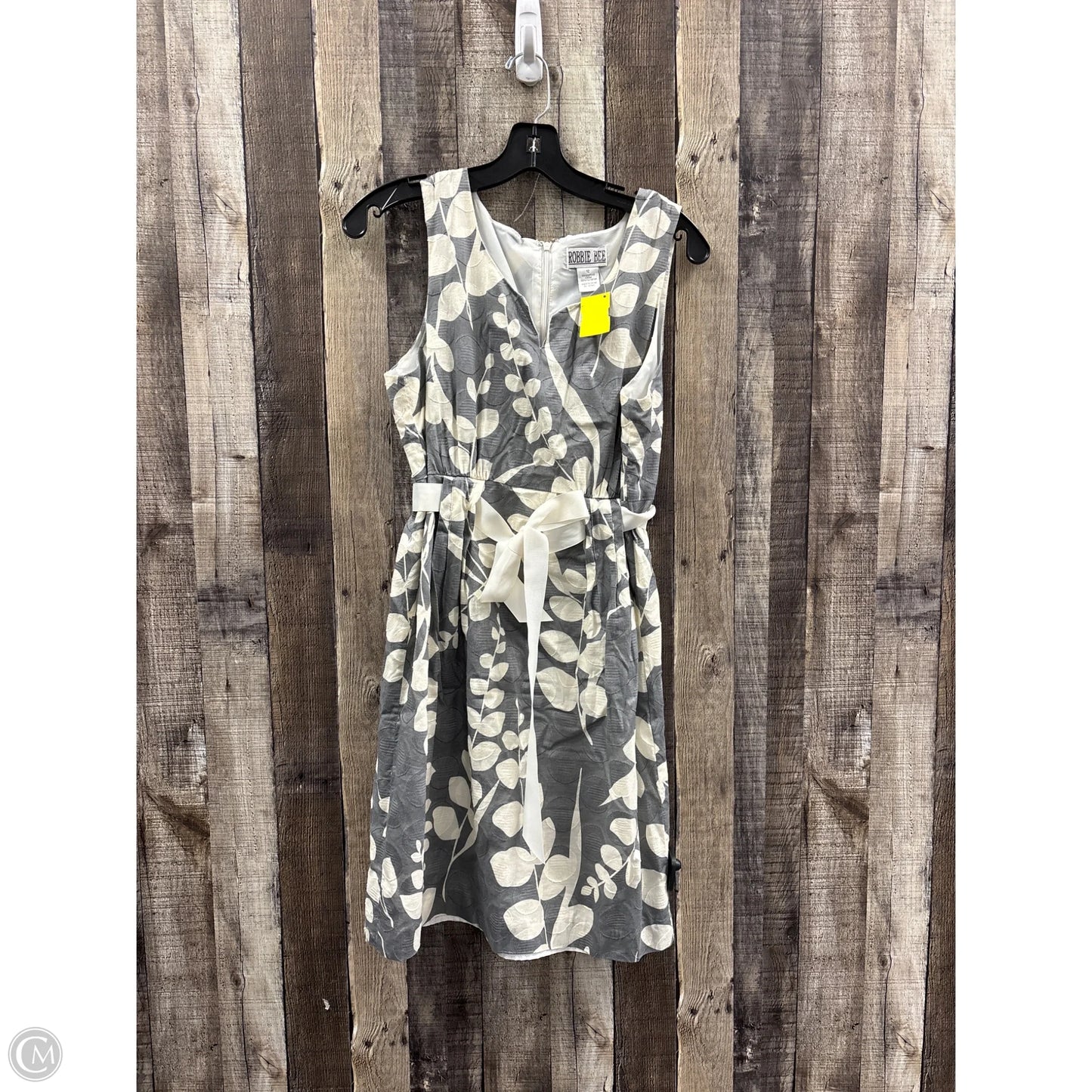Dress Casual Midi By Robbie Bee In Grey, Size: L