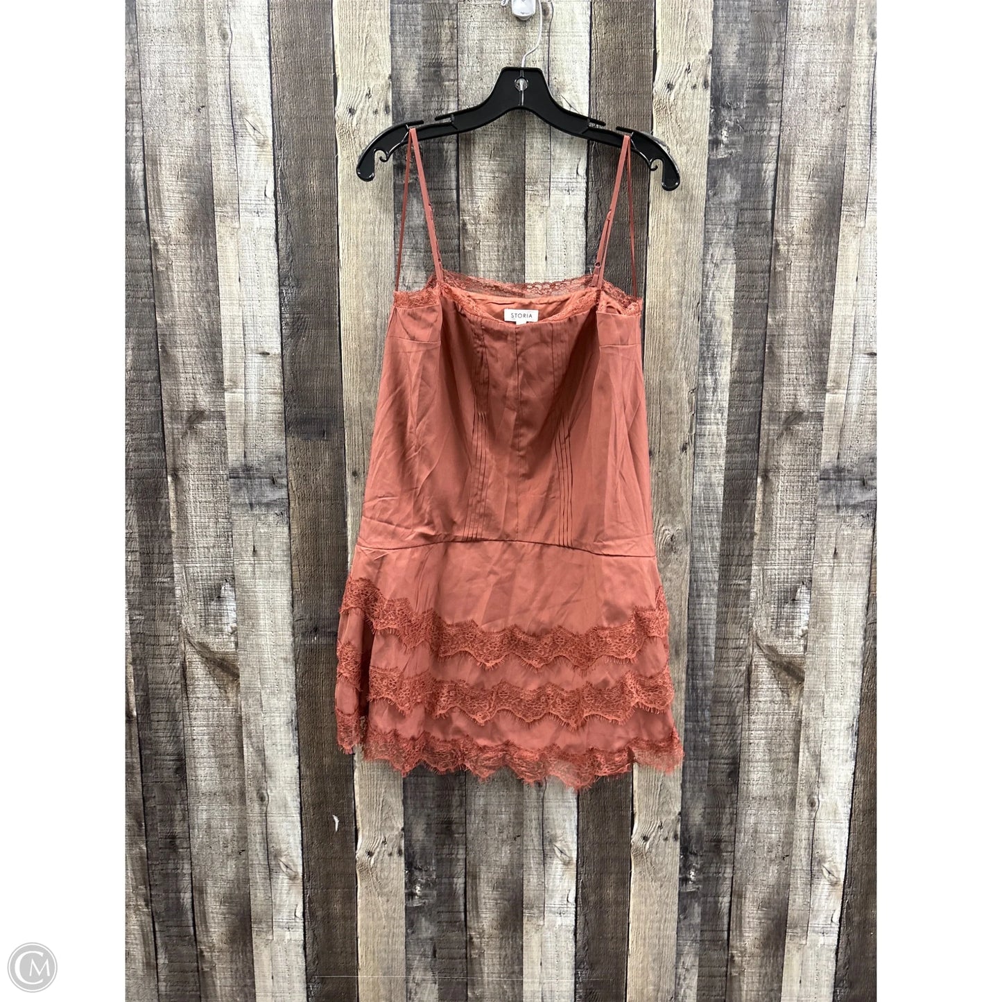 Top Sleeveless By Storia In Bronze, Size: L