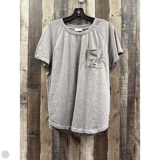 Top Short Sleeve By Pink Lily In Grey, Size: M