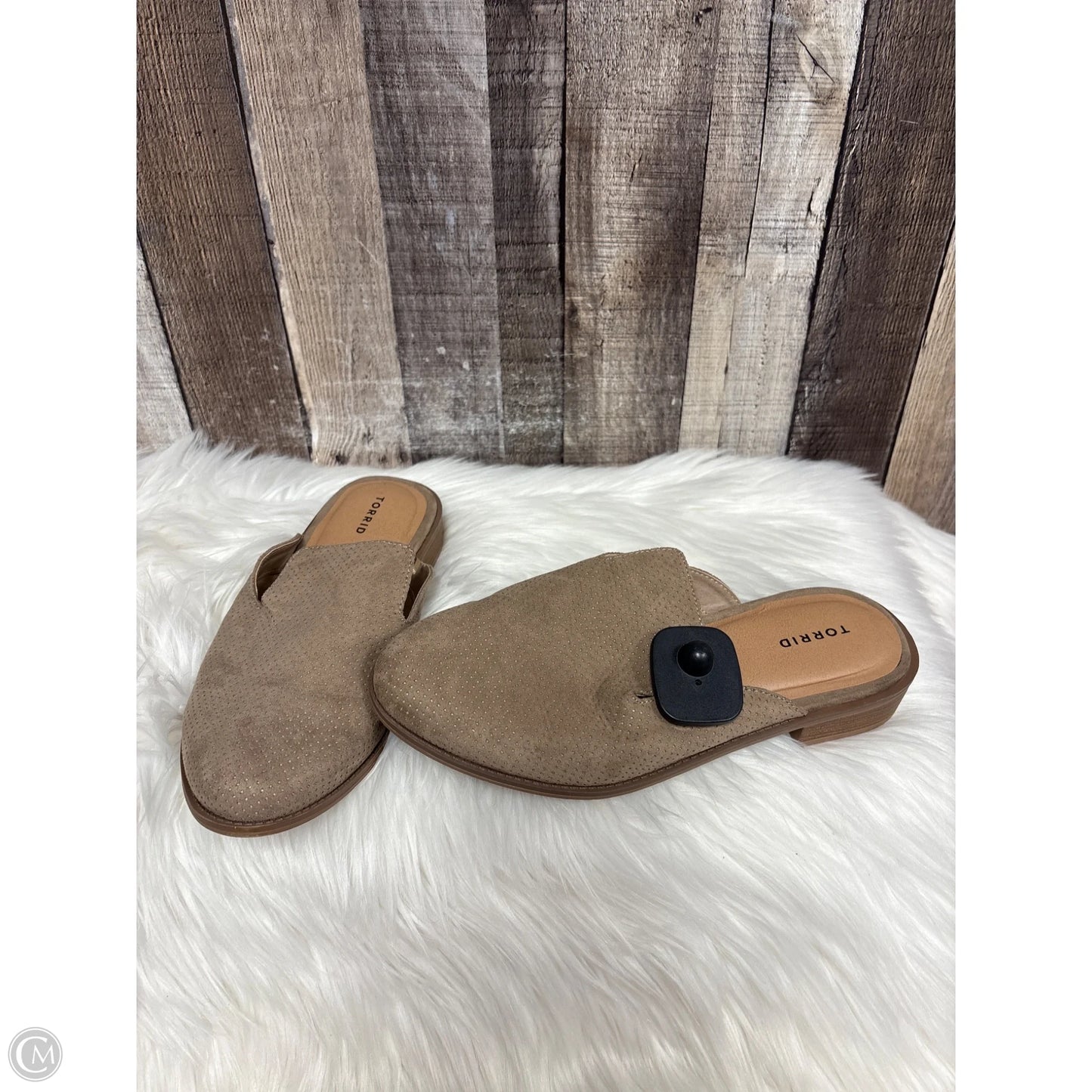 Sandals Flats By Torrid In Tan, Size: 9