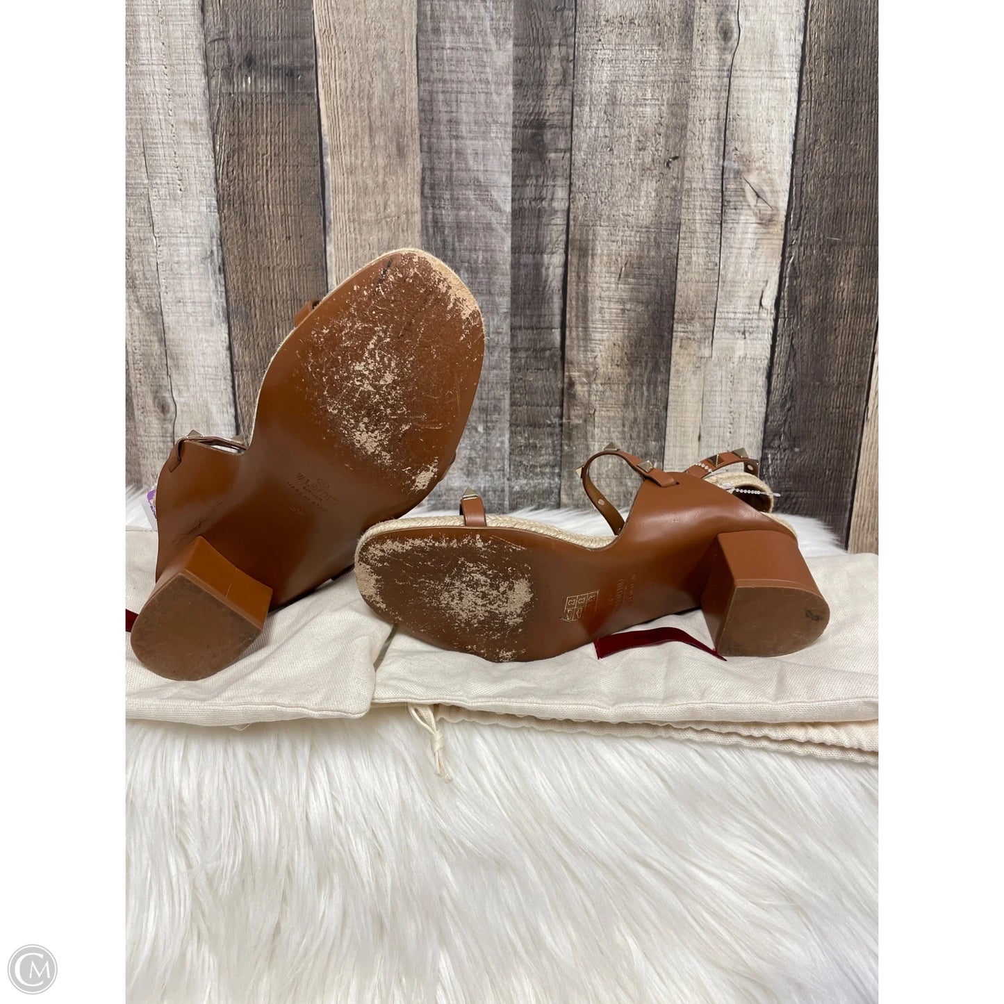 Sandals Luxury Designer By Valentino-garavani In Brown, Size: 9