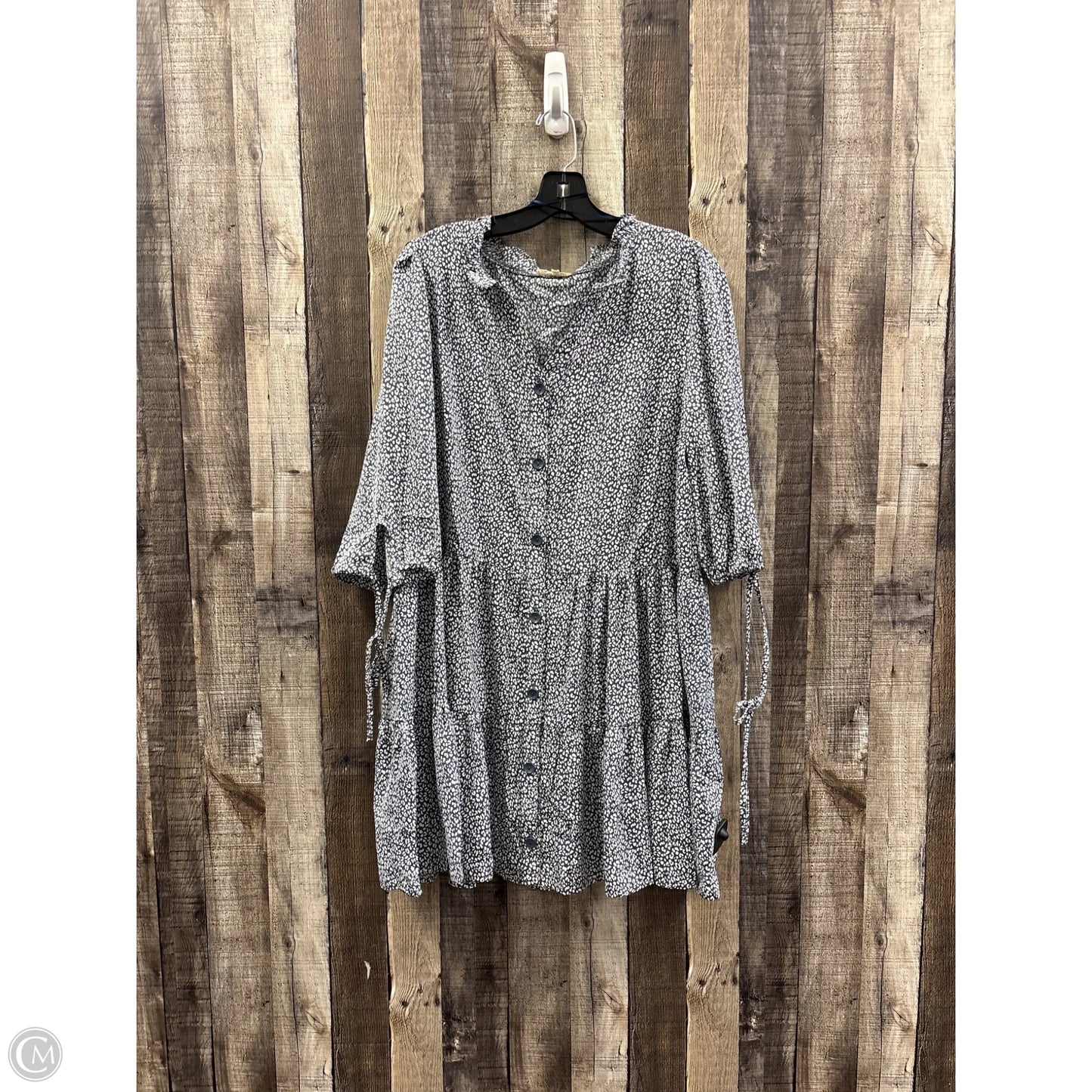 Dress Casual Short By Cme In Animal Print, Size: L