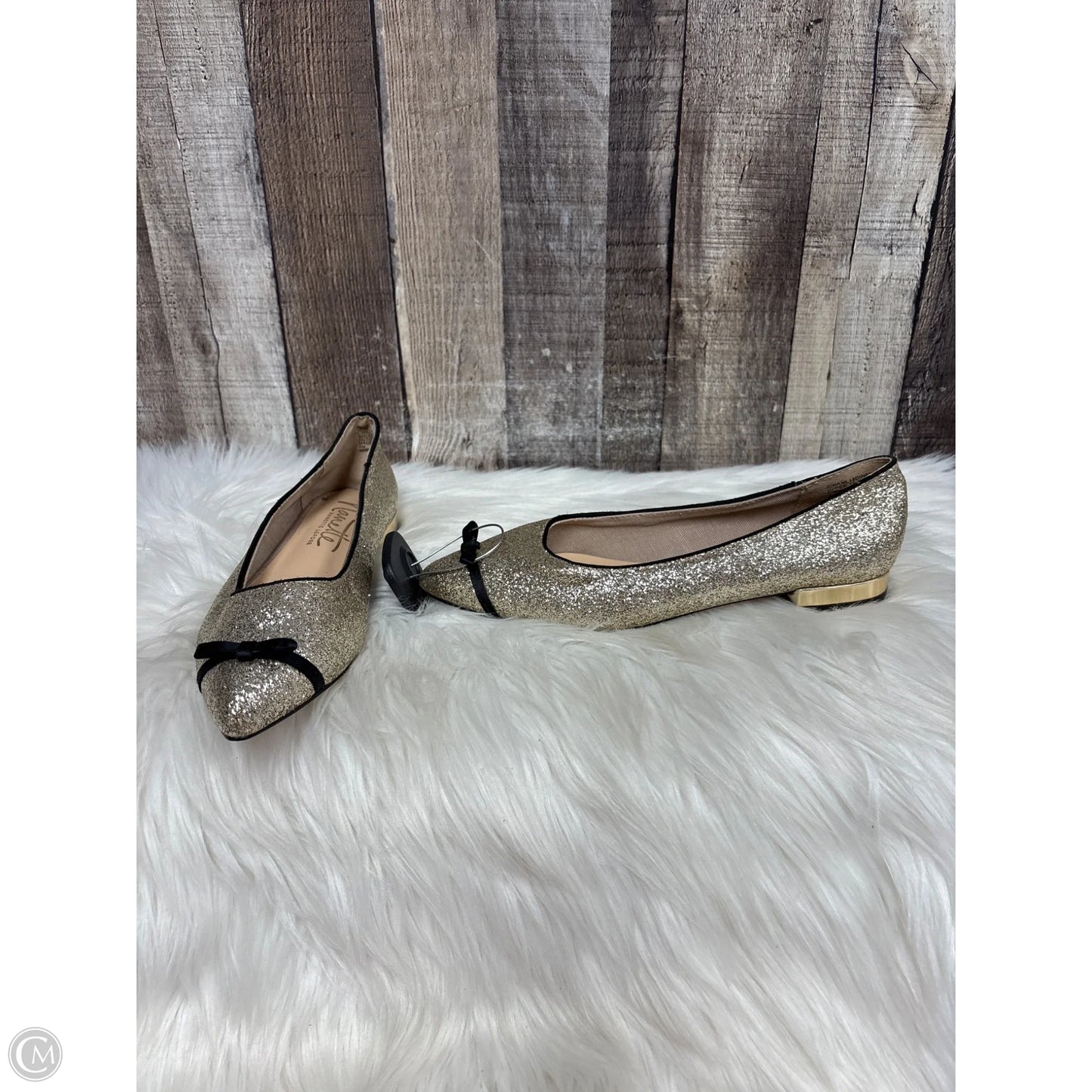 Shoes Flats By Nanette By Nanette Lepore In Gold, Size: 6