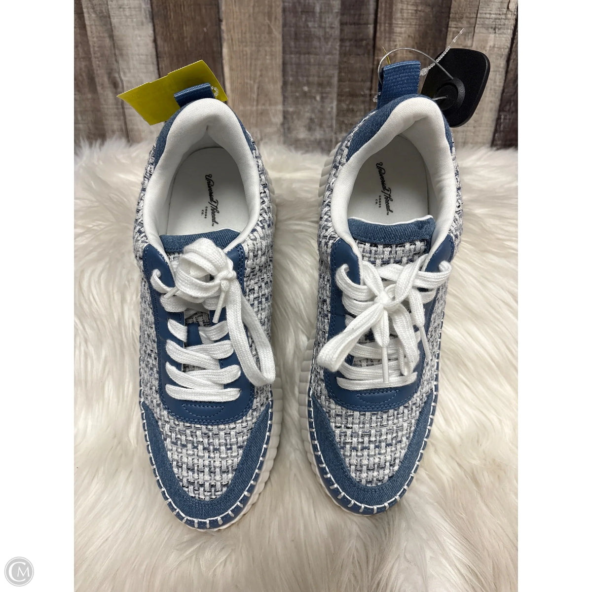 Shoes Sneakers By Universal Thread In Blue & White, Size: 10