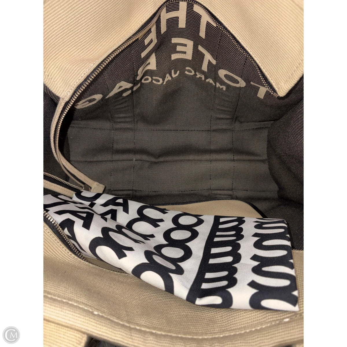 Tote Luxury Designer By Marc Jacobs, Size: Large