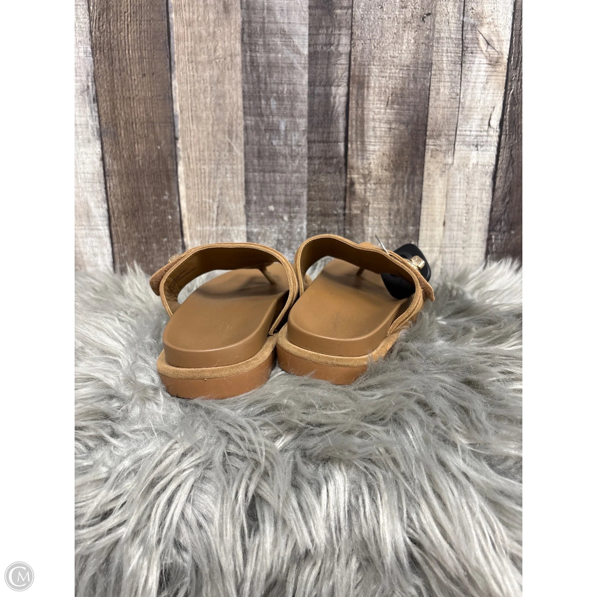 Sandals Flats By Universal Thread In Brown, Size: 6