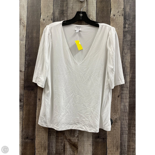 Top Short Sleeve By Peyton Jensen In White, Size: L