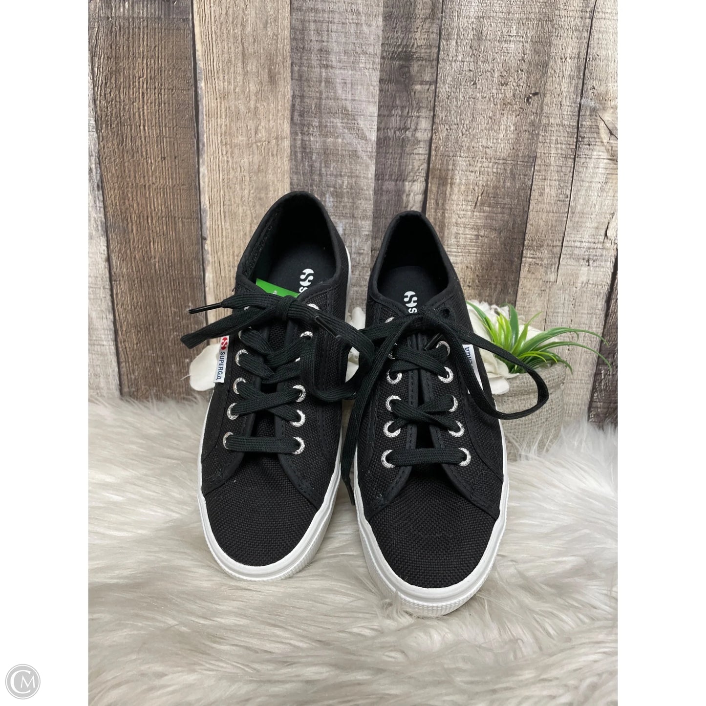Shoes Sneakers By Superga In Black, Size: 7