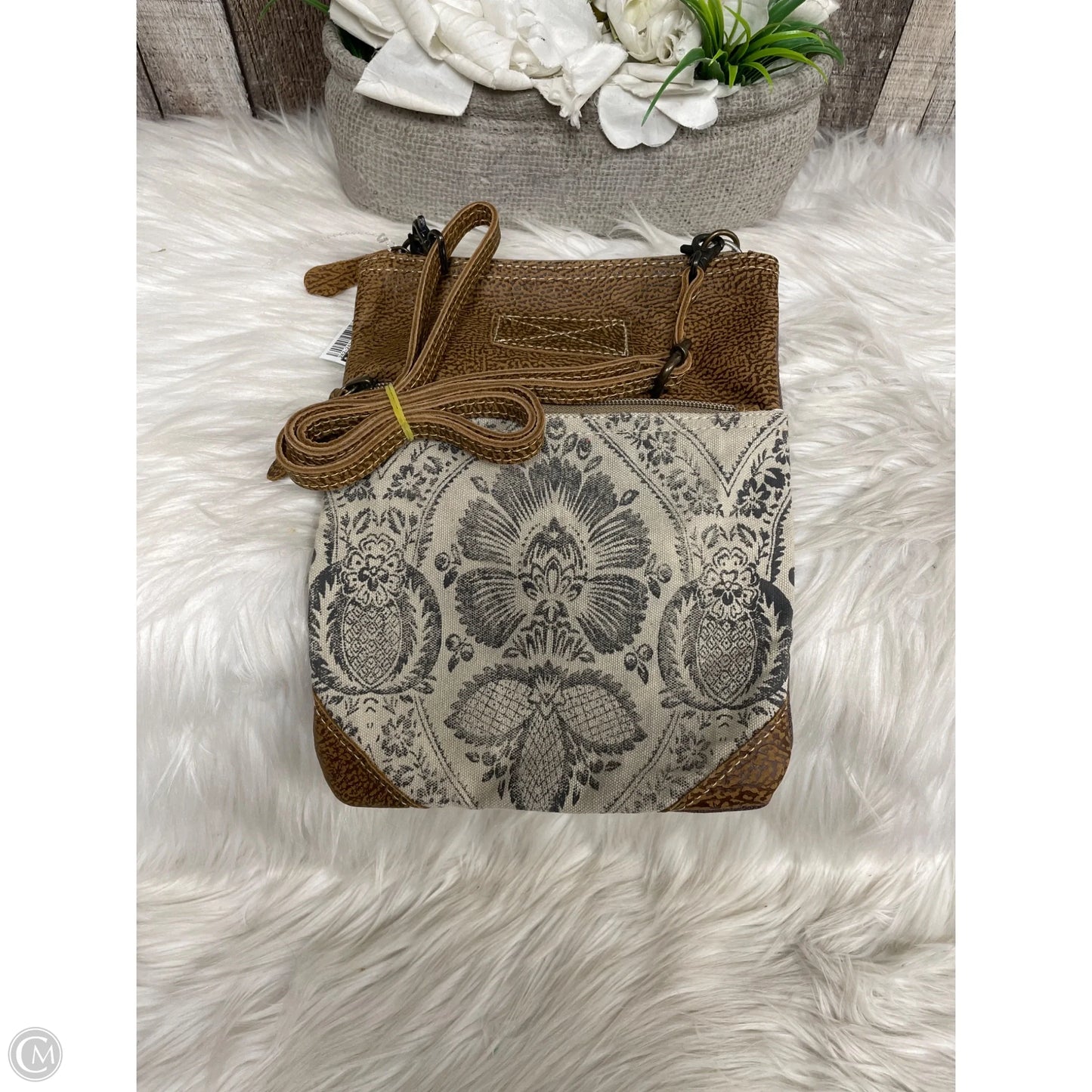 Crossbody By Cme, Size: Small