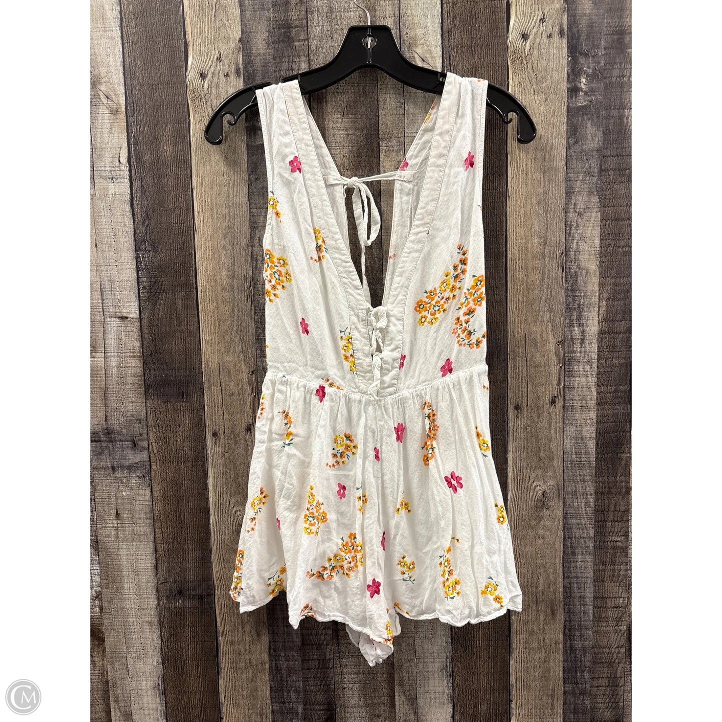Romper By Urban Outfitters In White, Size: 4