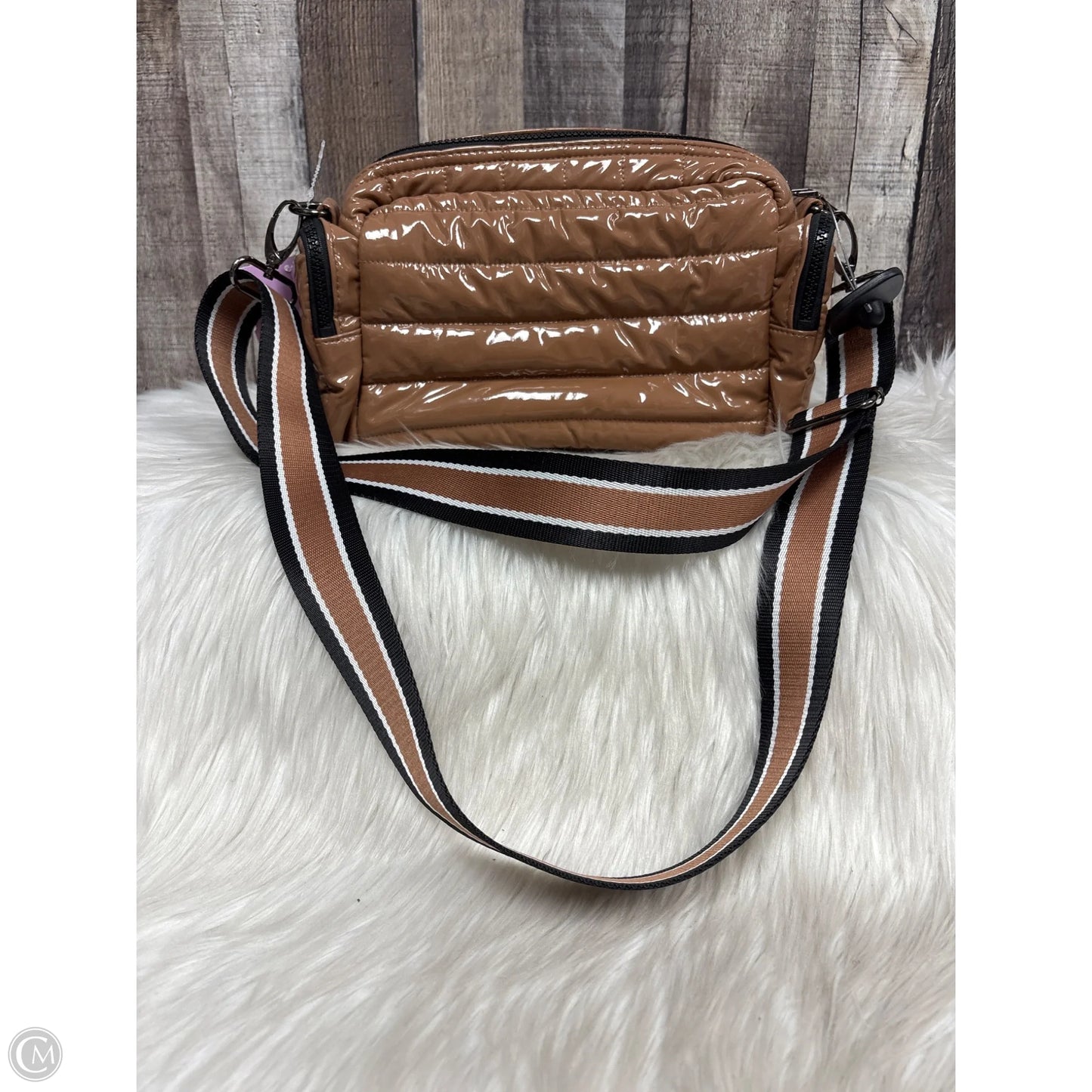 Crossbody By Think Royln, Size: Medium