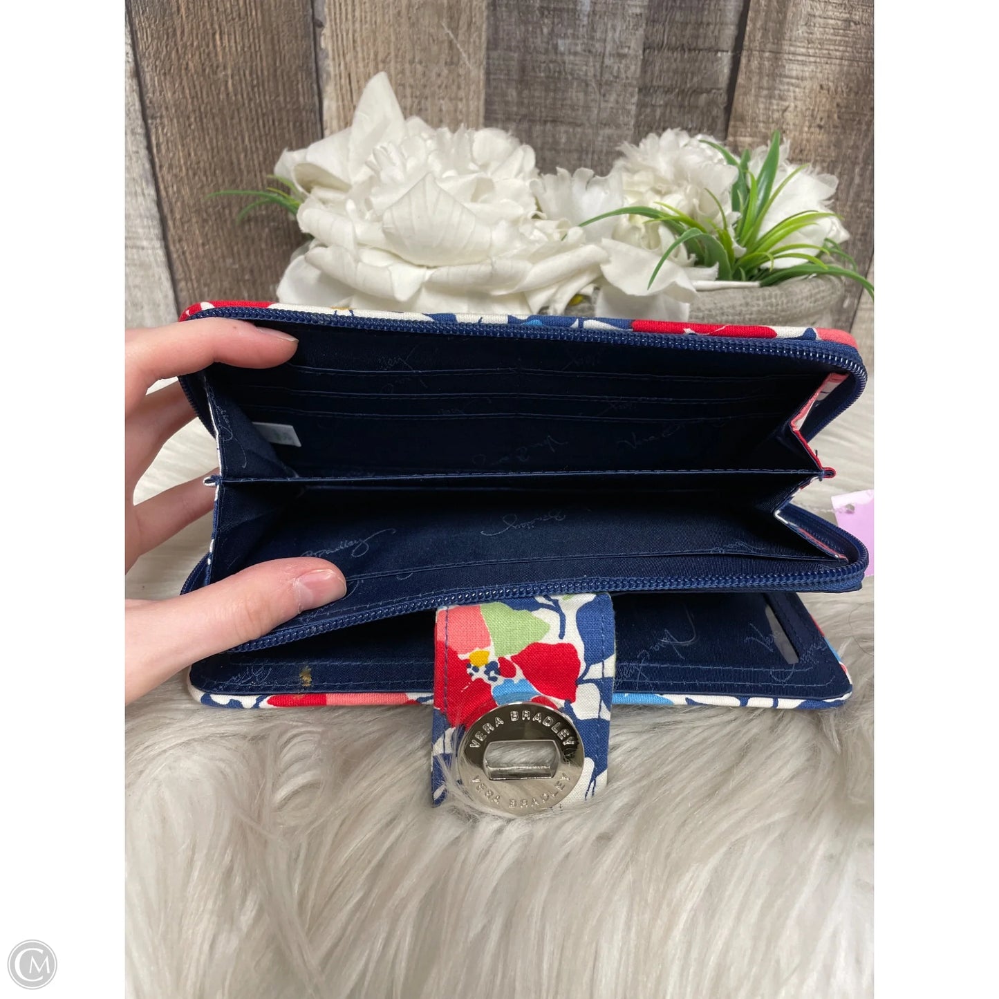 Wallet By Vera Bradley, Size: Small