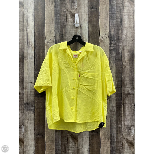 Top Short Sleeve By Levis In Yellow, Size: Xl