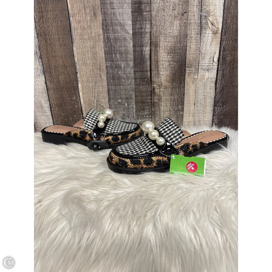 Shoes Flats By Betsey Johnson In Animal Print, Size: 6.5
