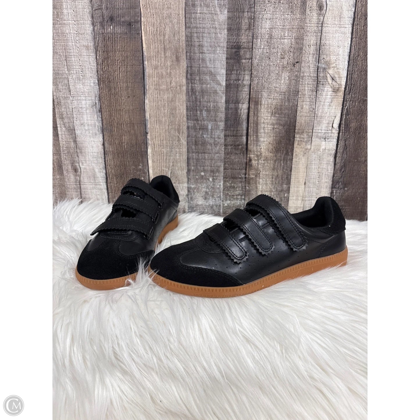 Shoes Sneakers By Steve Madden In Black, Size: 9