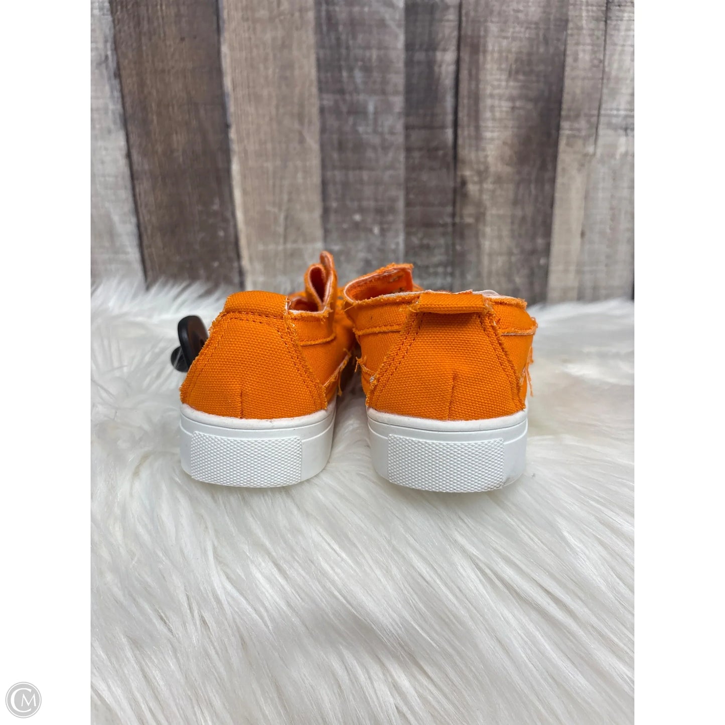 Shoes Sneakers By Cme In Orange, Size: 7
