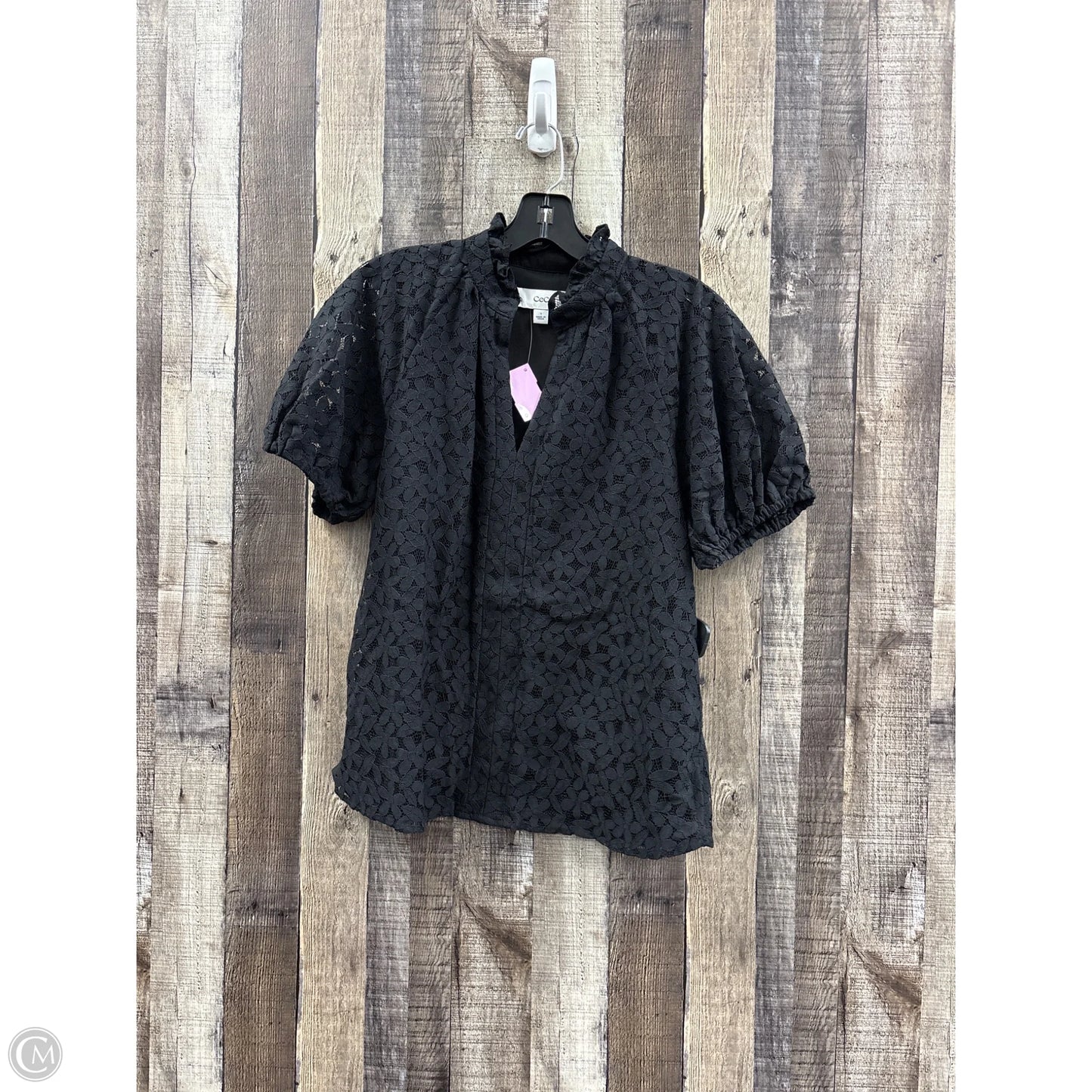 Top Short Sleeve By Cece In Black, Size: S