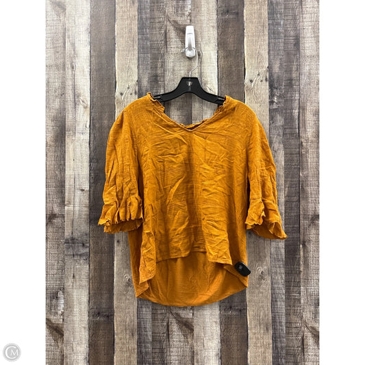 Top Short Sleeve By Dolan Left Coast In Yellow, Size: M