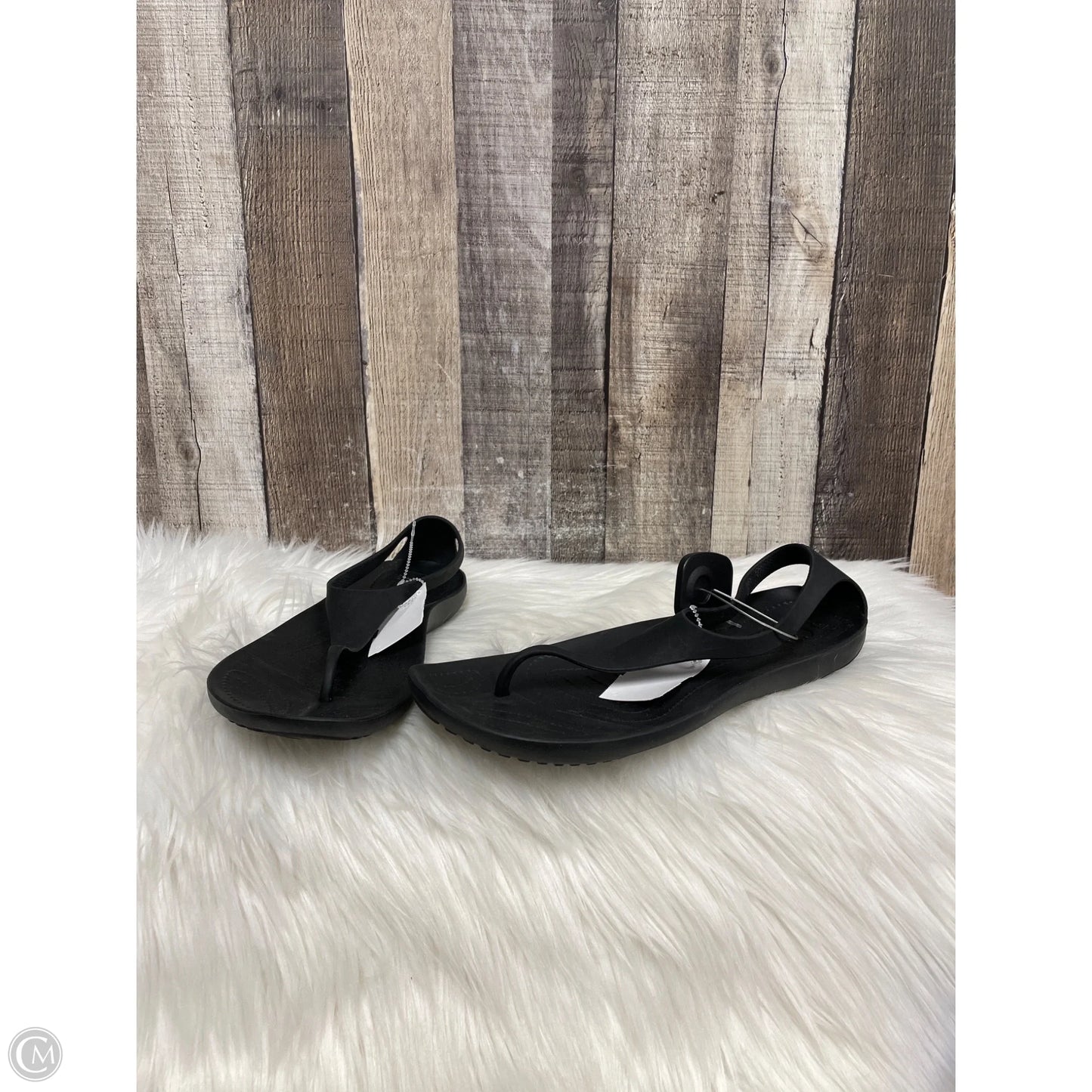 Sandals Flip Flops By Crocs In Black, Size: 8
