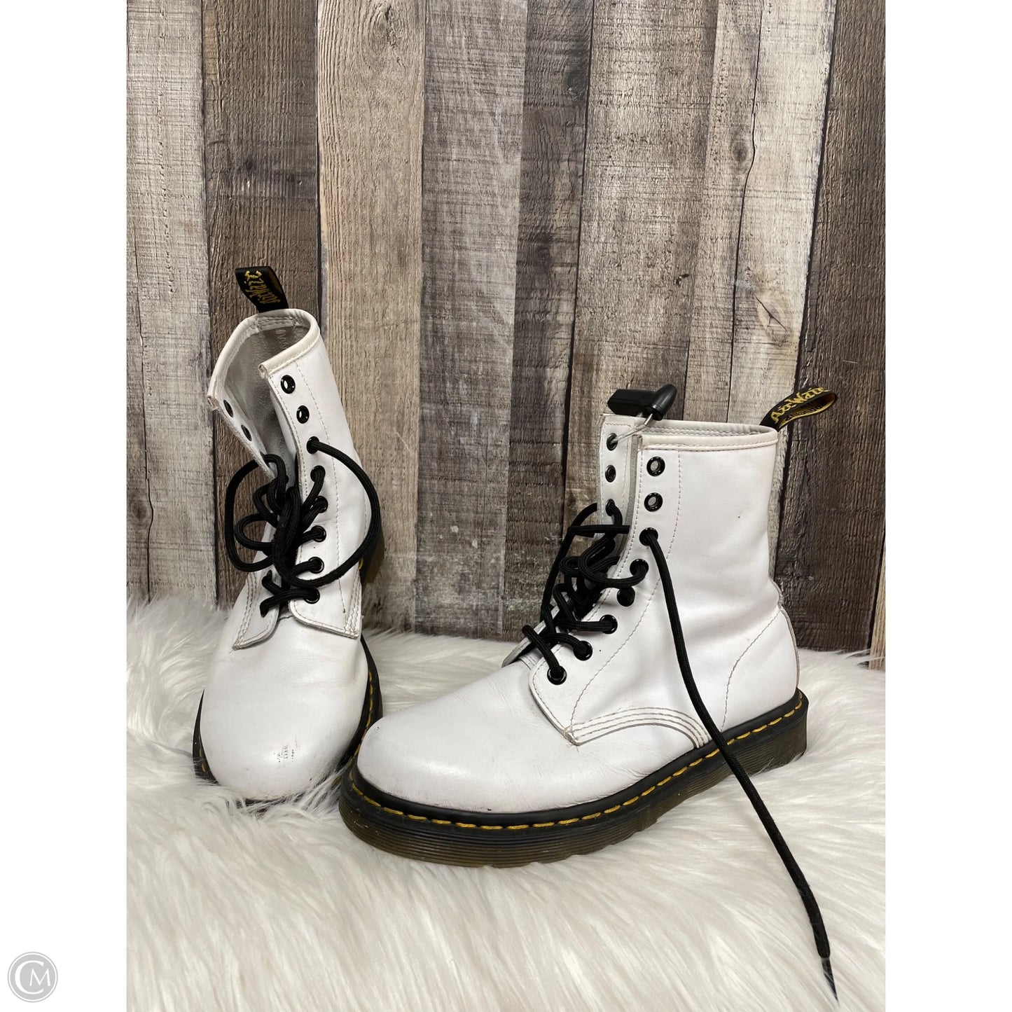 Boots Leather By Dr Martens In White, Size: 8