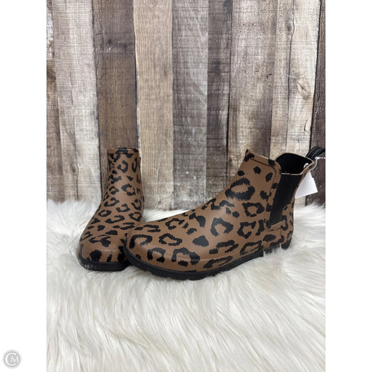 Boots Ankle Flats By Hunter In Animal Print, Size: 7