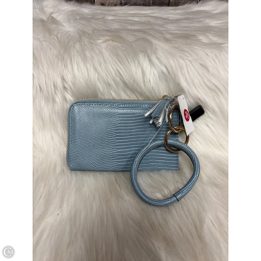 Wristlet By Cmf, Size: Small