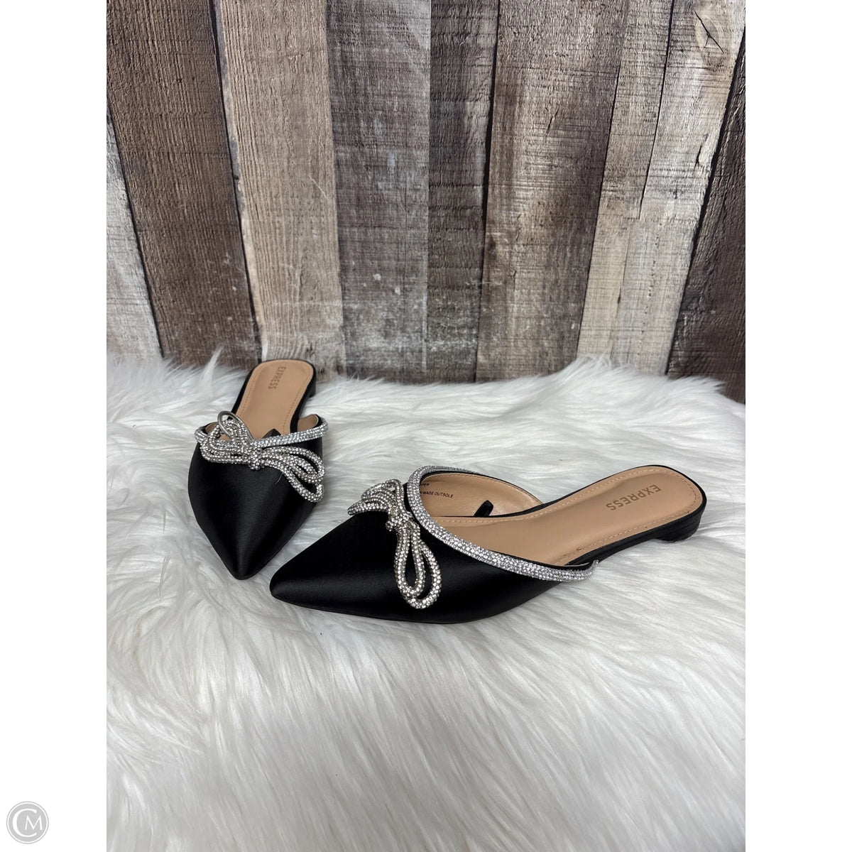 Sandals Flats By Express In Black, Size: 7