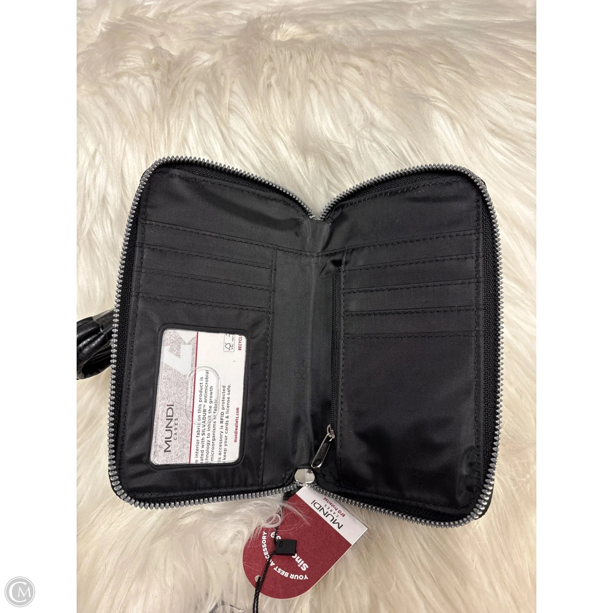 Crossbody By Cmf, Size: Small