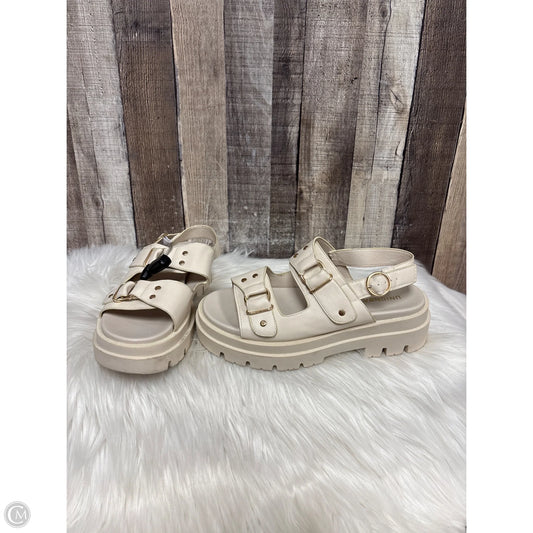 Sandals Flats By Union Bay In Cream, Size: 8