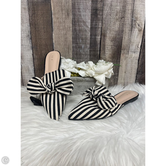 Shoes Flats By Cmf In Striped Pattern, Size: 9