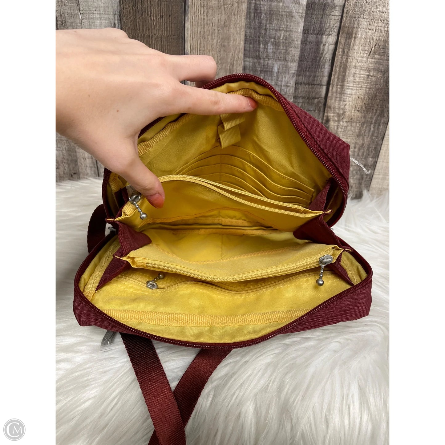 Crossbody By Baggallini, Size: Medium