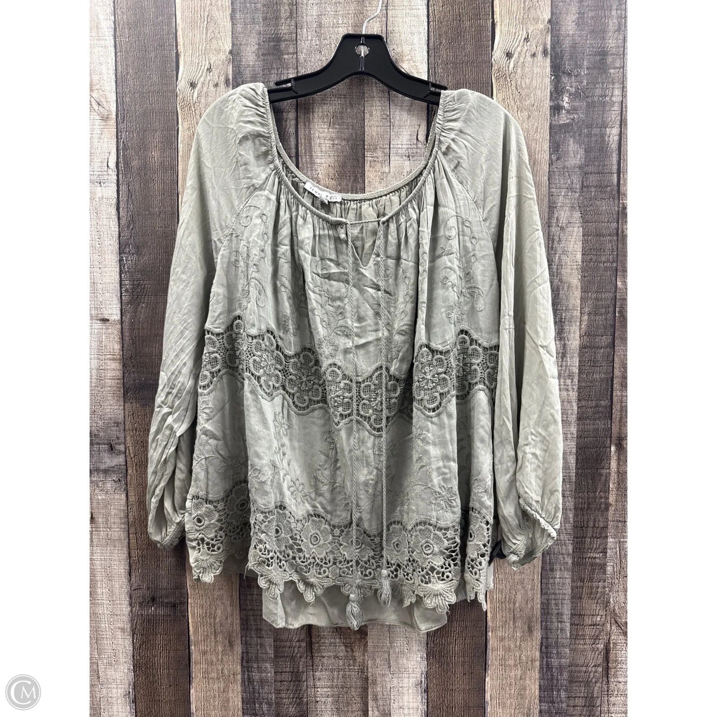 Top Long Sleeve By Cme In Green, Size: L