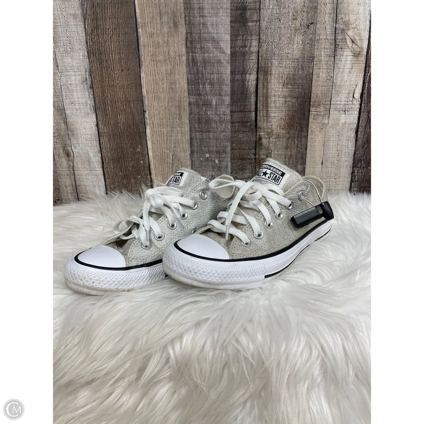 Shoes Sneakers By Converse In Silver, Size: 7