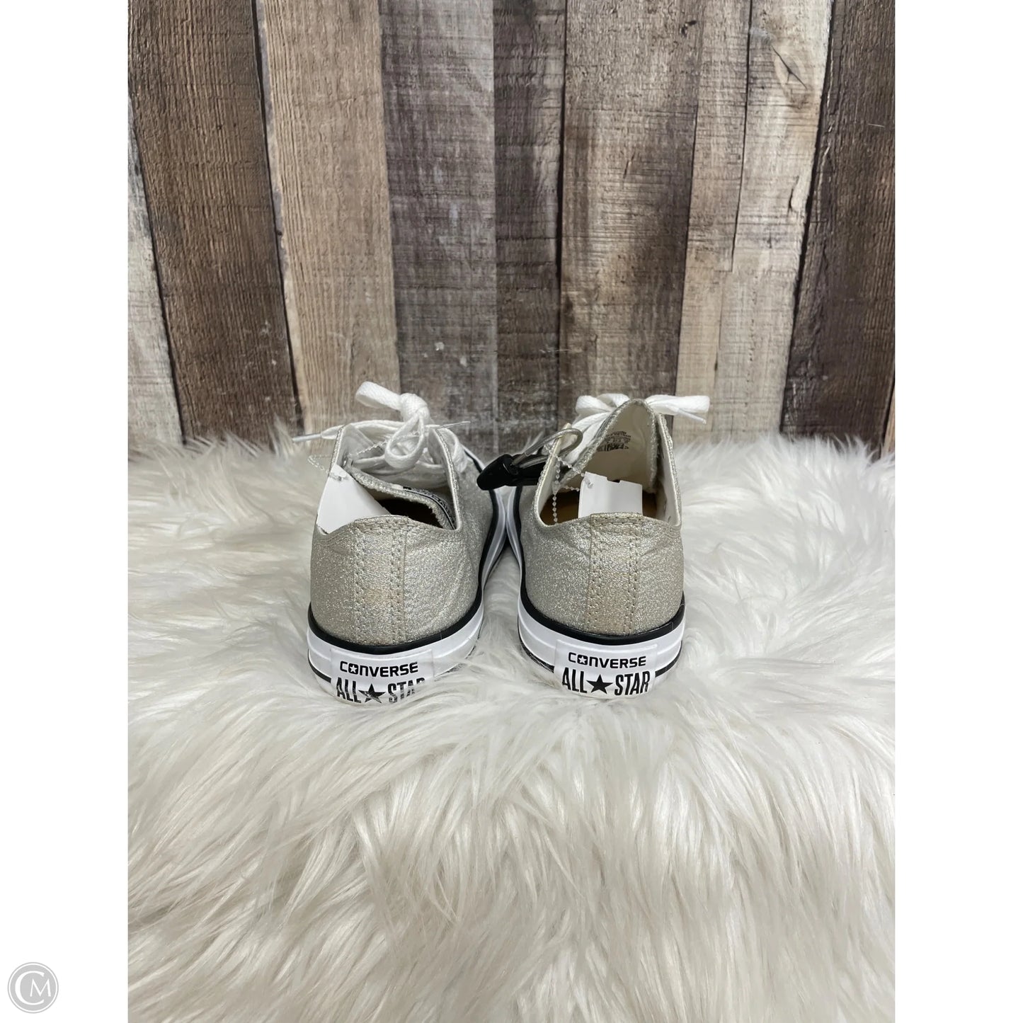 Shoes Sneakers By Converse In Silver, Size: 7