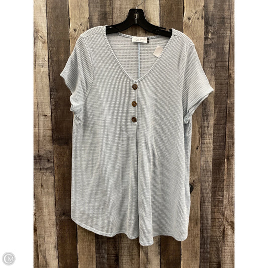 Top Short Sleeve By Cme In Blue & White, Size: 3x
