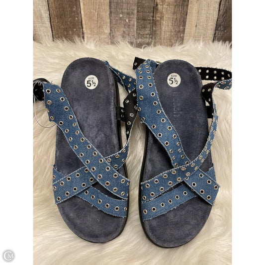 Sandals Flats By Cme In Blue, Size: 5.5