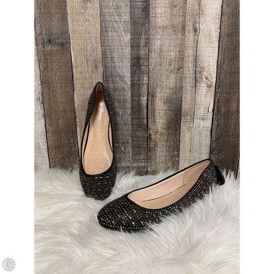 Shoes Flats By Forever In Black & Gold, Size: 10
