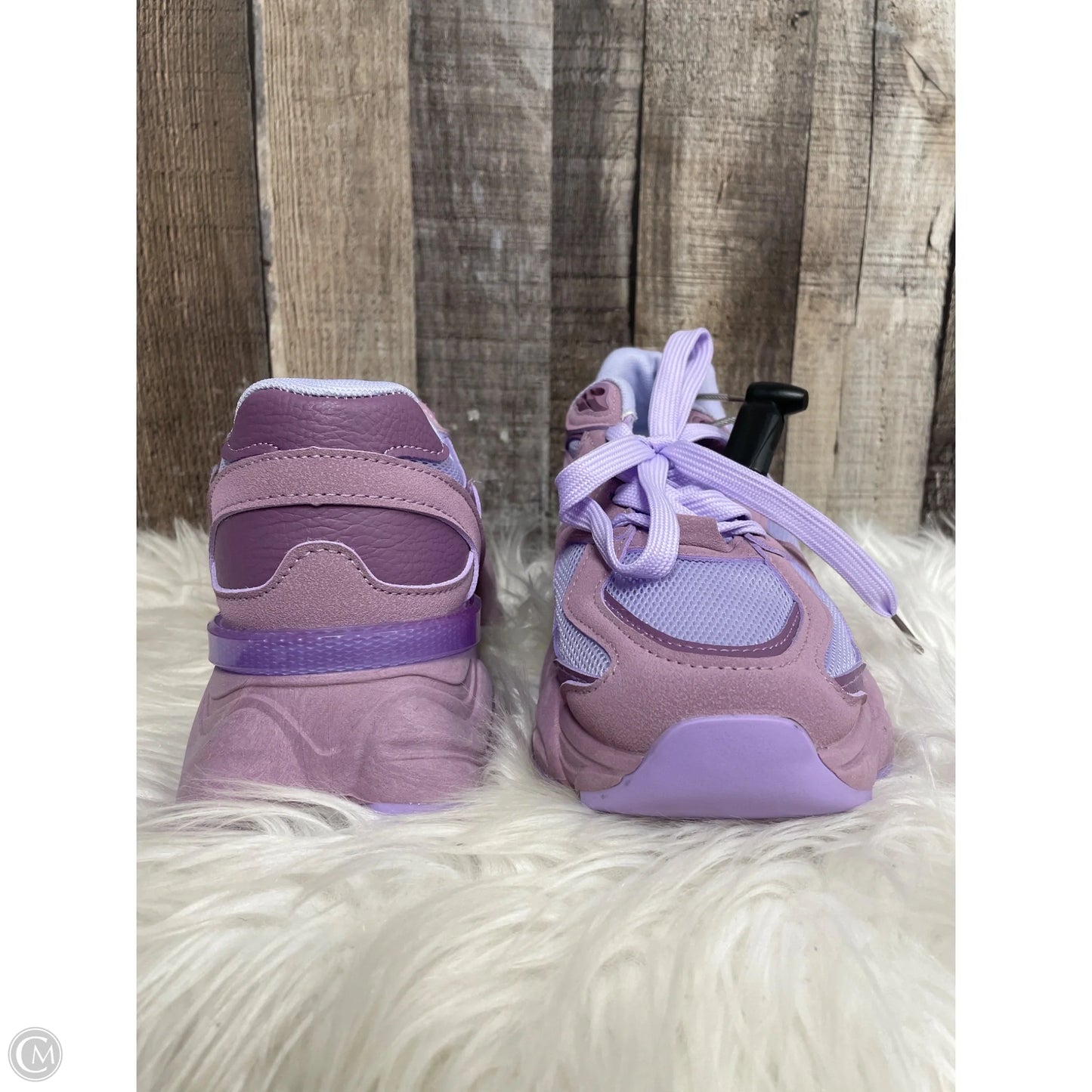 Shoes Athletic By Cmf In Purple, Size: 9