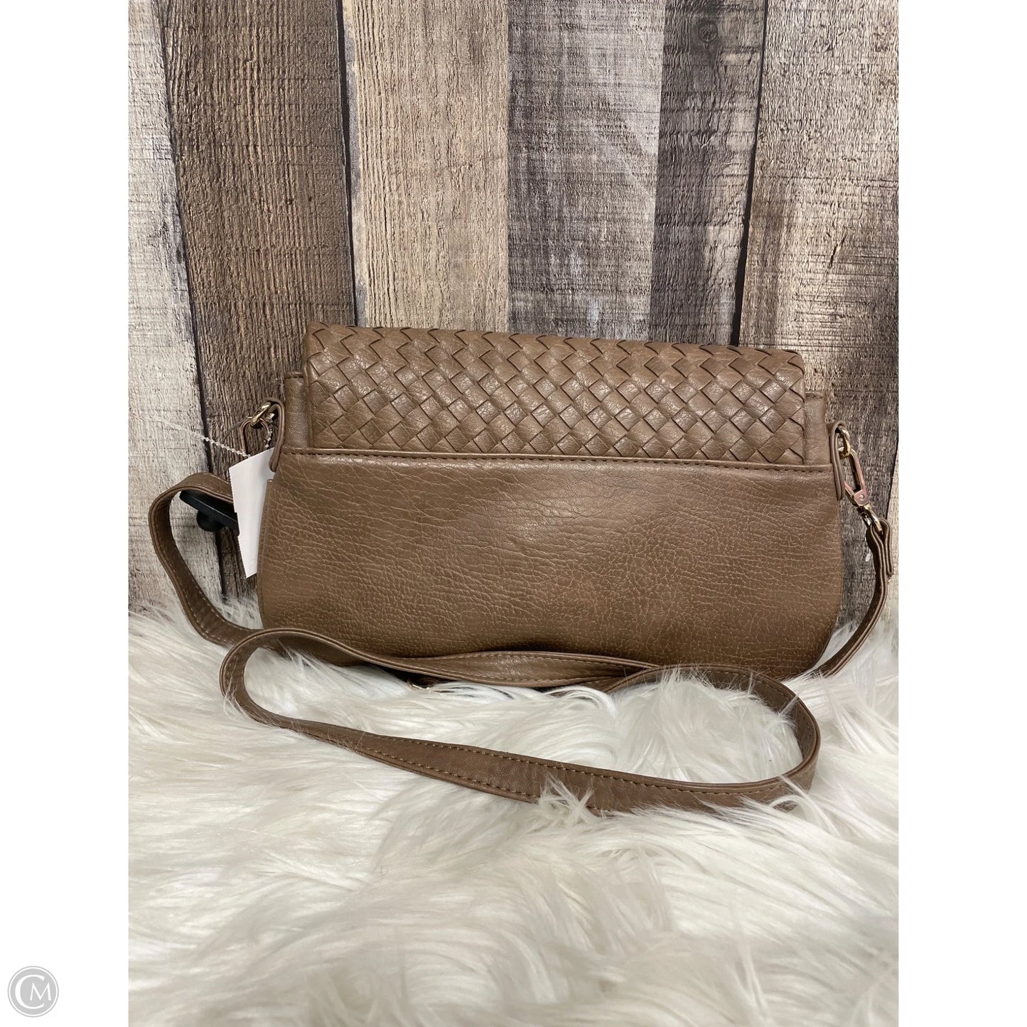Crossbody By Urban Expressions, Size: Medium