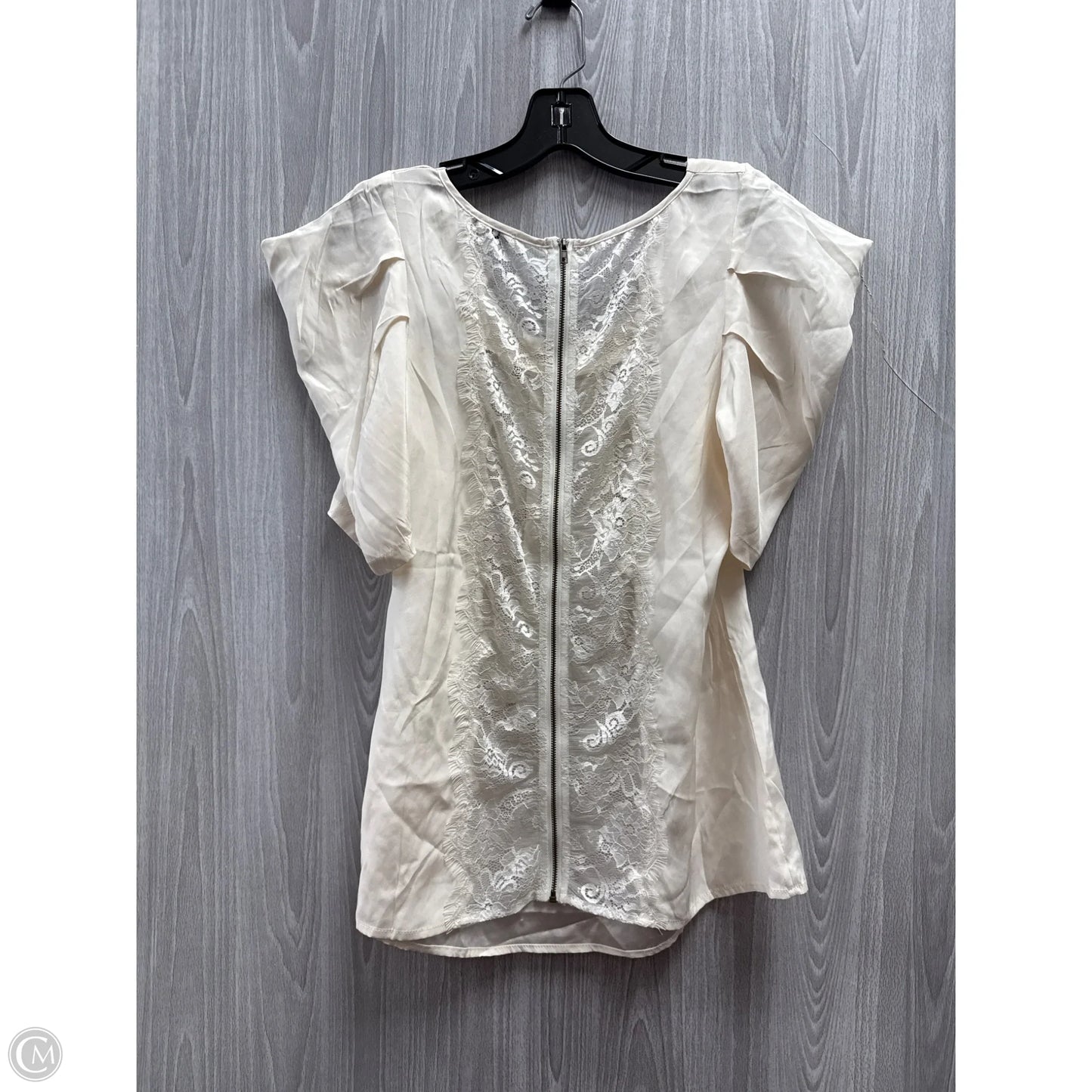 Top Short Sleeve By Cme In Ivory, Size: L