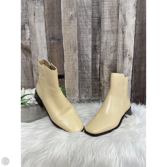 Boots Ankle Flats By Sam Edelman In Cream, Size: 7