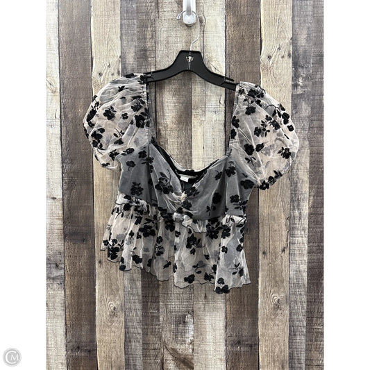 Top Short Sleeve By Kimichi Blue In Floral Print, Size: L