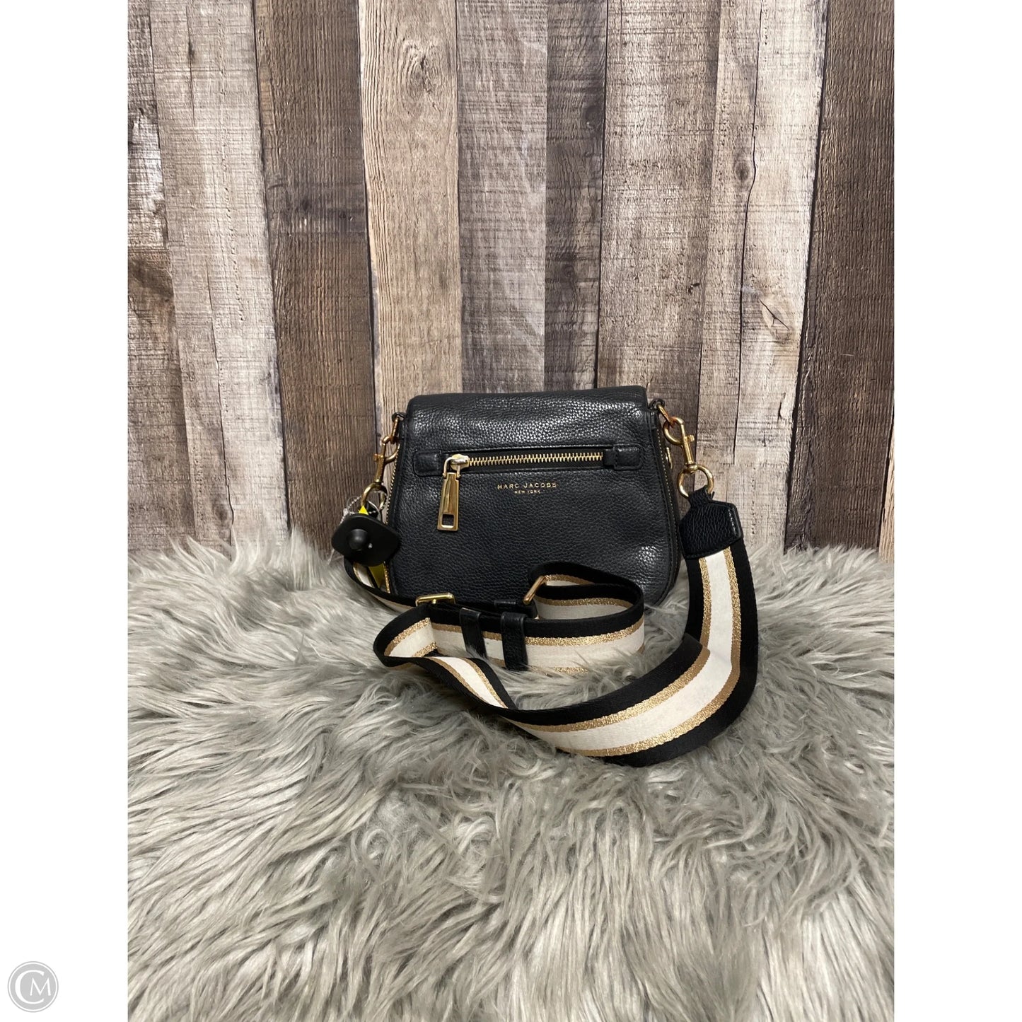 Crossbody Luxury Designer By Marc Jacobs, Size: Medium