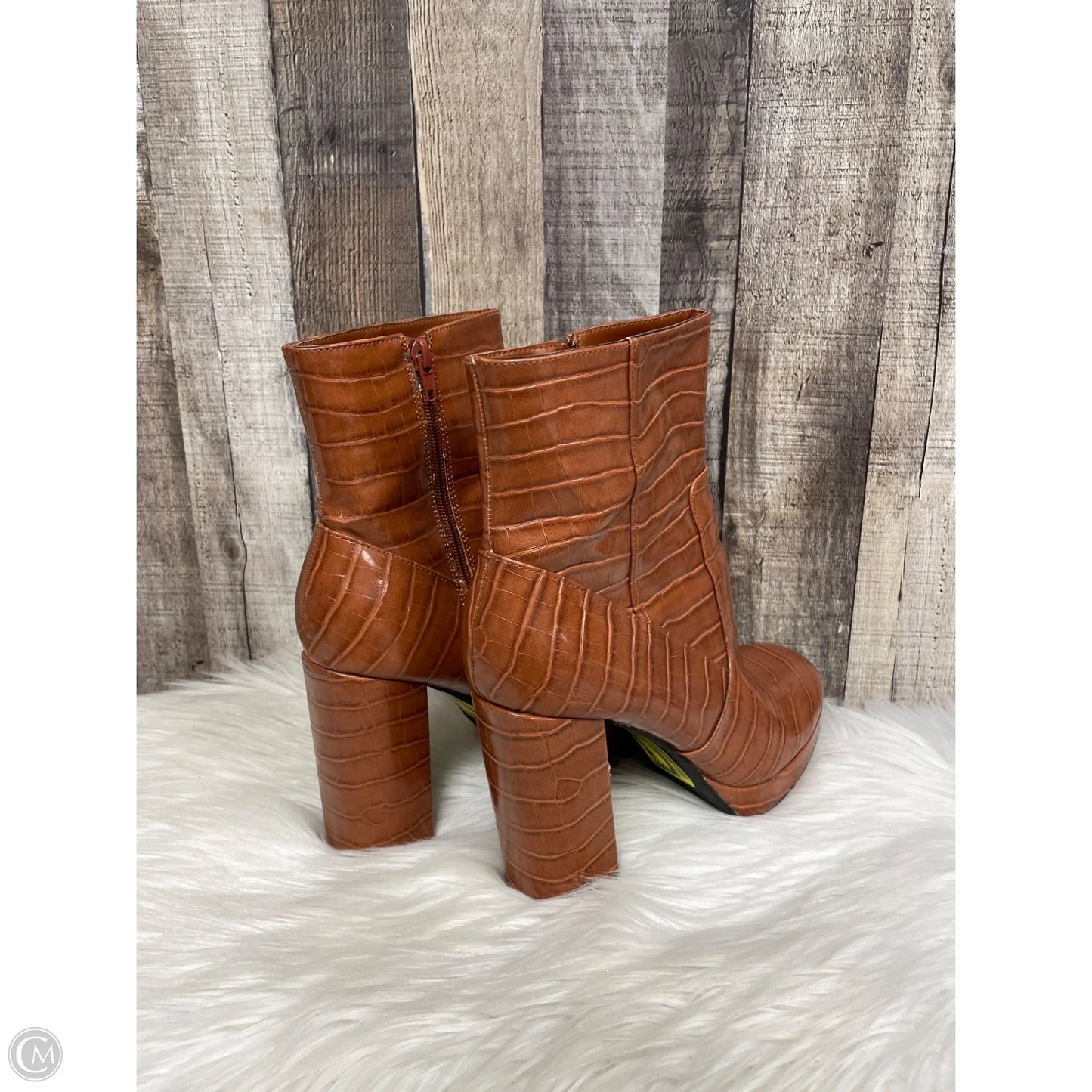 Boots Ankle Flats By Steve Madden In Tan, Size: 10