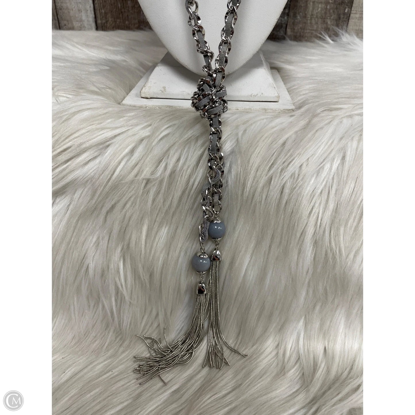 Necklace Lariat & Y-drop By White House Black Market
