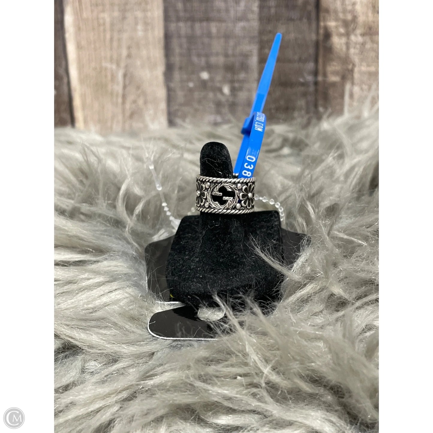 Ring Luxury Designer By Gucci, Size: 7